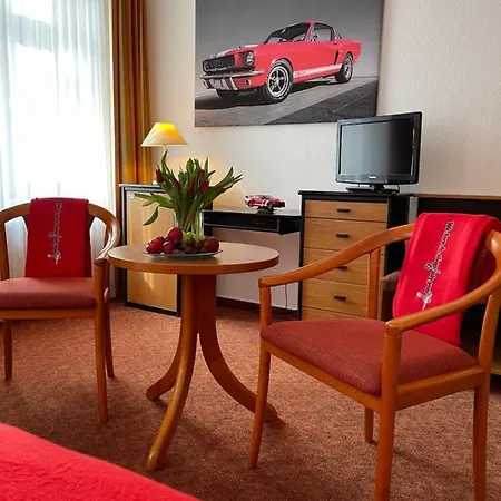 Mustang Am Grossen Garten Hotel