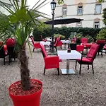 Mustang Am Grossen Garten 德累斯顿