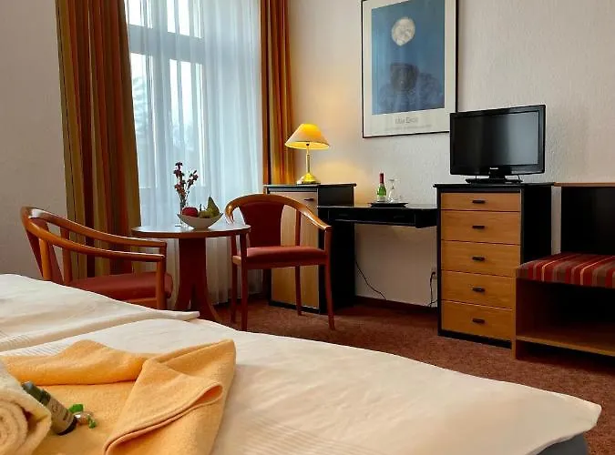 Hotel Mustang Am Grossen Garten 3*