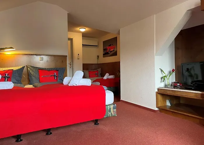 Mustang Am Grossen Garten Отель