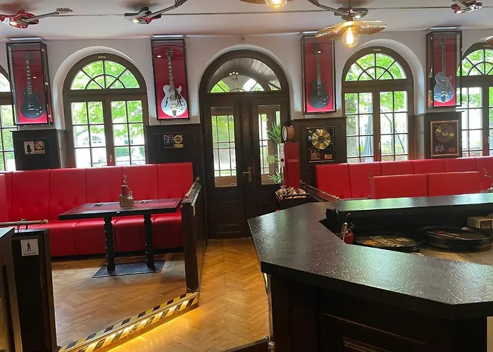 Hotel Mustang Am Grossen Garten 3*